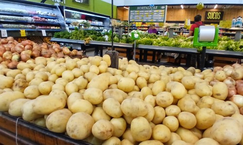 Pague Bem Menos segue ativo em 2026 e amplia benefícios para consumidores em Barra Mansa